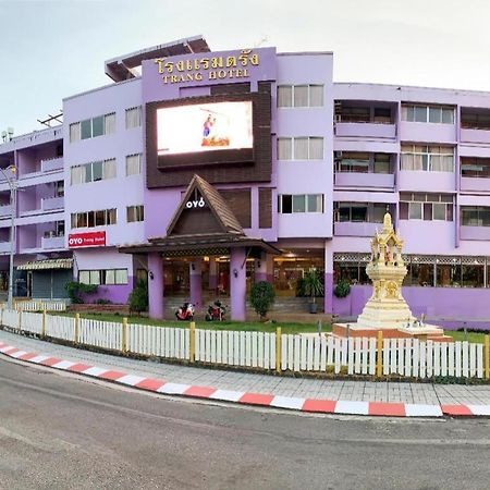 Oyo 565 Trang Hotel Экстерьер фото