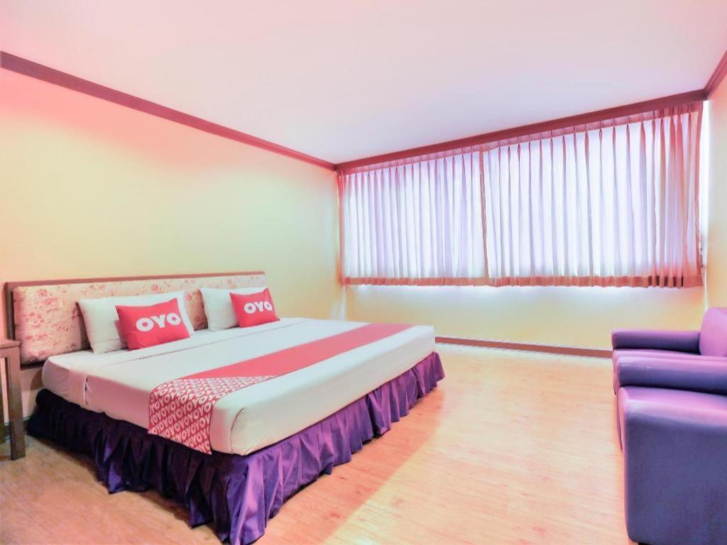 Oyo 565 Trang Hotel Экстерьер фото