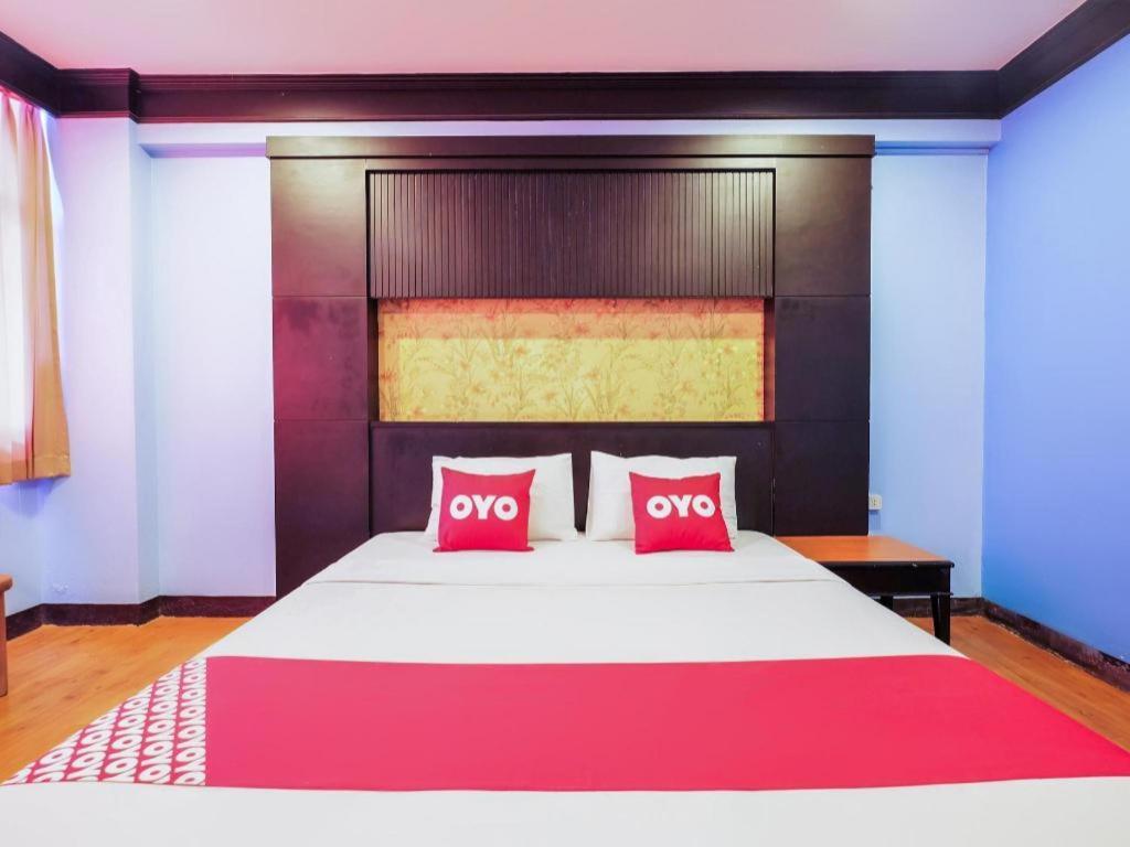Oyo 565 Trang Hotel Экстерьер фото