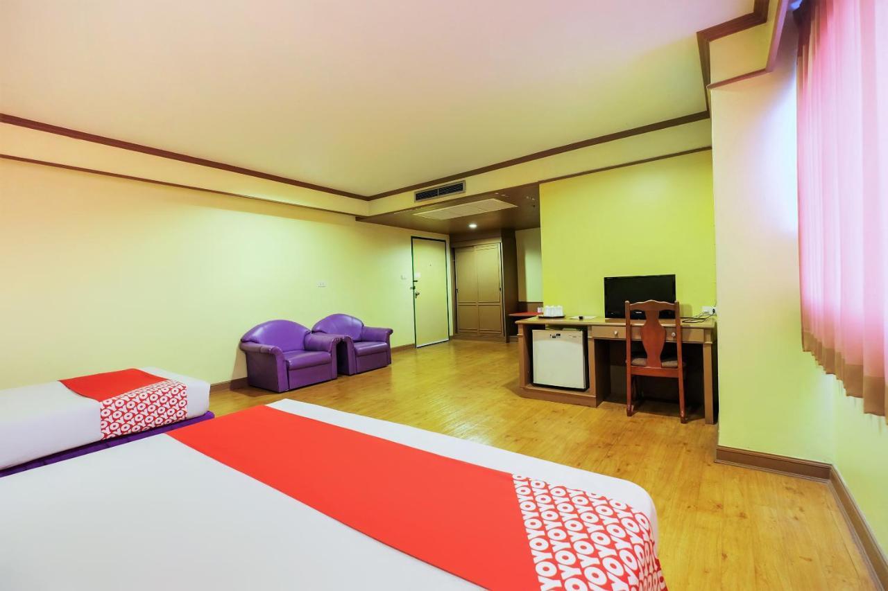 Oyo 565 Trang Hotel Экстерьер фото